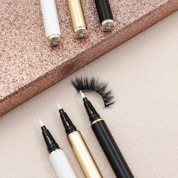 Adhesive Eyeliner Pen - Image 2